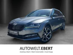 Graphitegrau Gebraucht 2022 Skoda Superb SportLine Kombi | 30.890 € (Fairer Preis)