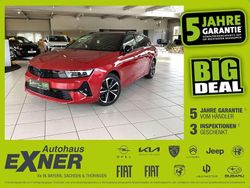 Chili rot / dach schwarz Gebraucht 2024 Opel Astra Kombi | 25.800 € (Fairer Preis)