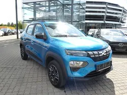 Blau Gebraucht 2023 Dacia Spring Essentiel Kleinwagen | 9.680 € (Guter Preis)