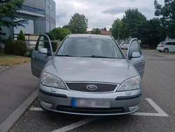 Grau Gebraucht 2004 Ford Mondeo Limousine | 1.300 € (Guter Preis)