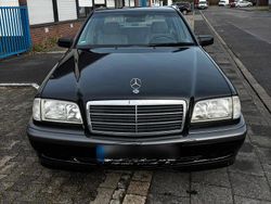 Schwarz Gebraucht 1999 Mercedes C180 Limousine | 3.800 € (Fairer Preis)