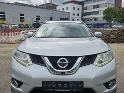 Silber Gebraucht 2016 Nissan X-Trail Tekna SUV | 11.500 € (Guter Preis)