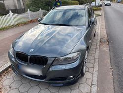 Grau Gebraucht 2010 BMW 320 Kombi | 4.999 € (Fairer Preis)