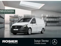 Weiss / arktikweiss Gebraucht 2024 Mercedes Vito Van / Kleinbus | 41.638 €