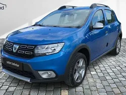 Blau Gebraucht 2017 Dacia Sandero Stepway Kleinwagen | 10.970 € (Etwas zu teuer)