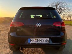Blau Gebraucht 2013 VW Golf VII Sportline Limousine | 10.850 € (Etwas zu teuer)
