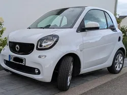 Weiß Gebraucht 2018 Smart ForTwo Electric Drive Passion Coupé | 6.700 € (Guter Preis)