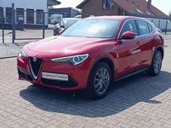 Rot Gebraucht 2021 Alfa Romeo Stelvio Super SUV | 30.889 € (Guter Preis)