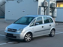 Silber Gebraucht 2005 Opel Meriva Van / Kleinbus | 1.499 € (Fairer Preis)