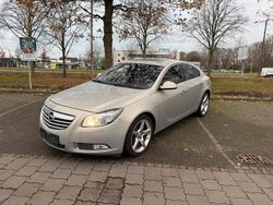 Silber Gebraucht 2012 Opel Insignia Limousine | 4.990 € (Guter Preis)