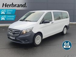 Weiss Gebraucht 2019 Mercedes Vito Van / Kleinbus | 29.453 € (Etwas zu teuer)