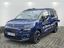Blau Gebraucht 2023 Citroën e-Berlingo Shine Van / Kleinbus | 30.333 € (Teuer)