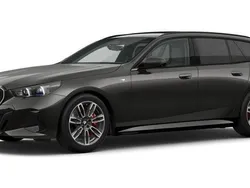 Grau Neu 2025 BMW 540 M Sport Kombi | 83.313 € (Fairer Preis)
