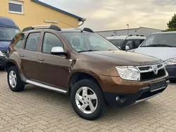 Braun Gebraucht 2011 Dacia Duster Lauréate SUV | 5.899 € (Fairer Preis)