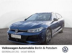 Reef blue metallic Gebraucht 2025 VW Passat R-line Kombi | 48.550 € (Guter Preis)