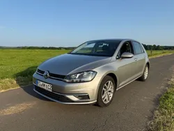 Silber Gebraucht 2019 VW Golf VII Comfortline Limousine | 14.500 € (Guter Preis)