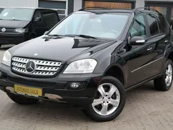 Schwarz Gebraucht 2006 Mercedes ML320 SUV | 9.990 € (Fairer Preis)