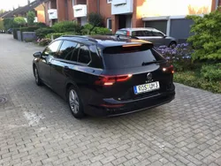 Schwarz Gebraucht 2022 VW Golf VIII Life Kombi | 21.850 € (Guter Preis)