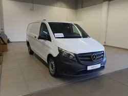 Arctic white Gebraucht 2021 Mercedes Vito Van / Kleinbus | 19.090 € (Superpreis)