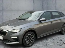 Grau Neu 2025 Skoda Scala Drive Kleinwagen | 28.970 € (Etwas zu teuer)
