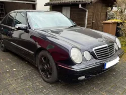 Mercedes E240