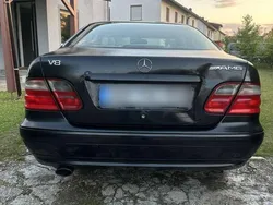Schwarz Gebraucht 2001 Mercedes CLK230 Coupé | 1.699 €