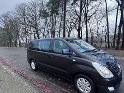 Schwarz Gebraucht 2017 Hyundai H-1 Van / Kleinbus | 12.000 € (Fairer Preis)