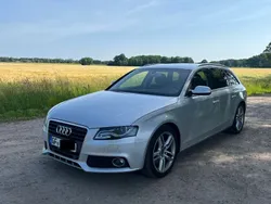 Silber Gebraucht 2011 Audi A4 Ambition Kombi | 6.000 € (Guter Preis)