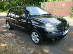 Schwarz Gebraucht 2003 Renault Clio II Limousine | 2.000 € (Fairer Preis)
