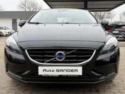 Schwarz Gebraucht 2015 Volvo V40 You! Limousine | 11.990 € (Fairer Preis)