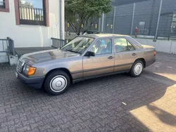 Gebraucht 1988 Mercedes E200 Limousine | 6.999 €