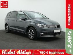 Grau Gebraucht 2024 VW Touran S Van / Kleinbus | 31.950 € (Fairer Preis)