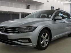 Silber Gebraucht 2022 VW Passat Comfortline Kombi | 17.500 €