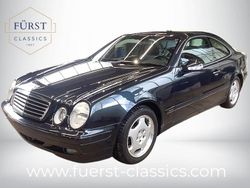 Schwarz Gebraucht 2000 Mercedes CLK320 Elegance Coupé | 10.900 €