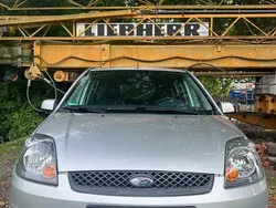 Silber Gebraucht 2008 Ford Fiesta Kleinwagen | 2.400 € (Fairer Preis)