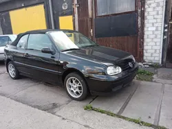 Schwarz Gebraucht 2001 VW Golf Cabriolet Cabrio | 1.700 €