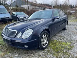 Blau Gebraucht 2005 Mercedes E200 Limousine | 2.499 € (Superpreis)