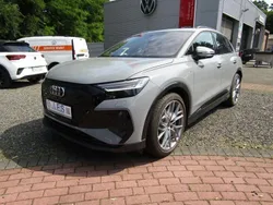 Grau Gebraucht 2023 Audi Q4 e-tron S-Line SUV | 41.290 € (Fairer Preis)