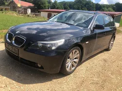 Schwarz Gebraucht 2006 BMW 530 Kombi | 900 €