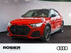 Rot / progressivrot Neu 2025 Audi A1 Comfort Kleinwagen | 36.890 € (Etwas zu teuer)