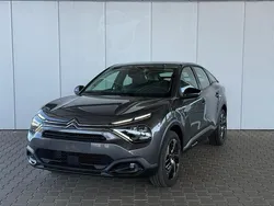 Gris platinum (metallic) Gebraucht 2024 Citroën C4 Limousine | 18.800 € (Guter Preis)