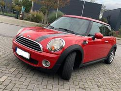 Rot Gebraucht 2009 Mini ONE Kleinwagen | 3.750 € (Fairer Preis)