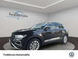 Deep black perleffekt Gebraucht 2024 VW T-Roc Style SUV | 29.690 € (Guter Preis)