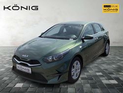Grün Gebraucht 2025 Kia Ceed Vision Kleinwagen | 24.298 € (Guter Preis)