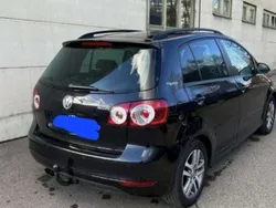 Schwarz Gebraucht 2011 VW Golf Plus Cross Team Van / Kleinbus | 4.500 € (Guter Preis)