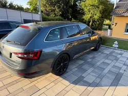 Andere farben Gebraucht 2016 Skoda Superb LAURIN & KLEMENT Kombi | 14.500 € (Guter Preis)