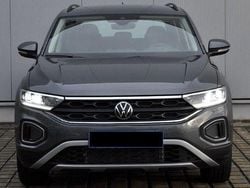 X3x3 indiumgrau metallic Gebraucht 2024 VW T-Roc Life SUV | 29.512 € (Fairer Preis)
