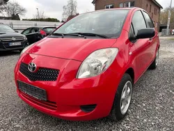 Rot Gebraucht 2009 Toyota Yaris Cool Kleinwagen | 3.800 € (Fairer Preis)