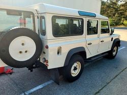 Weiß Gebraucht 2009 Land Rover Defender SE SUV | 39.900 € (Etwas zu teuer)