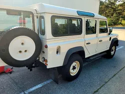 Weiß Gebraucht 2009 Land Rover Defender SE SUV | 39.900 € (Teuer)